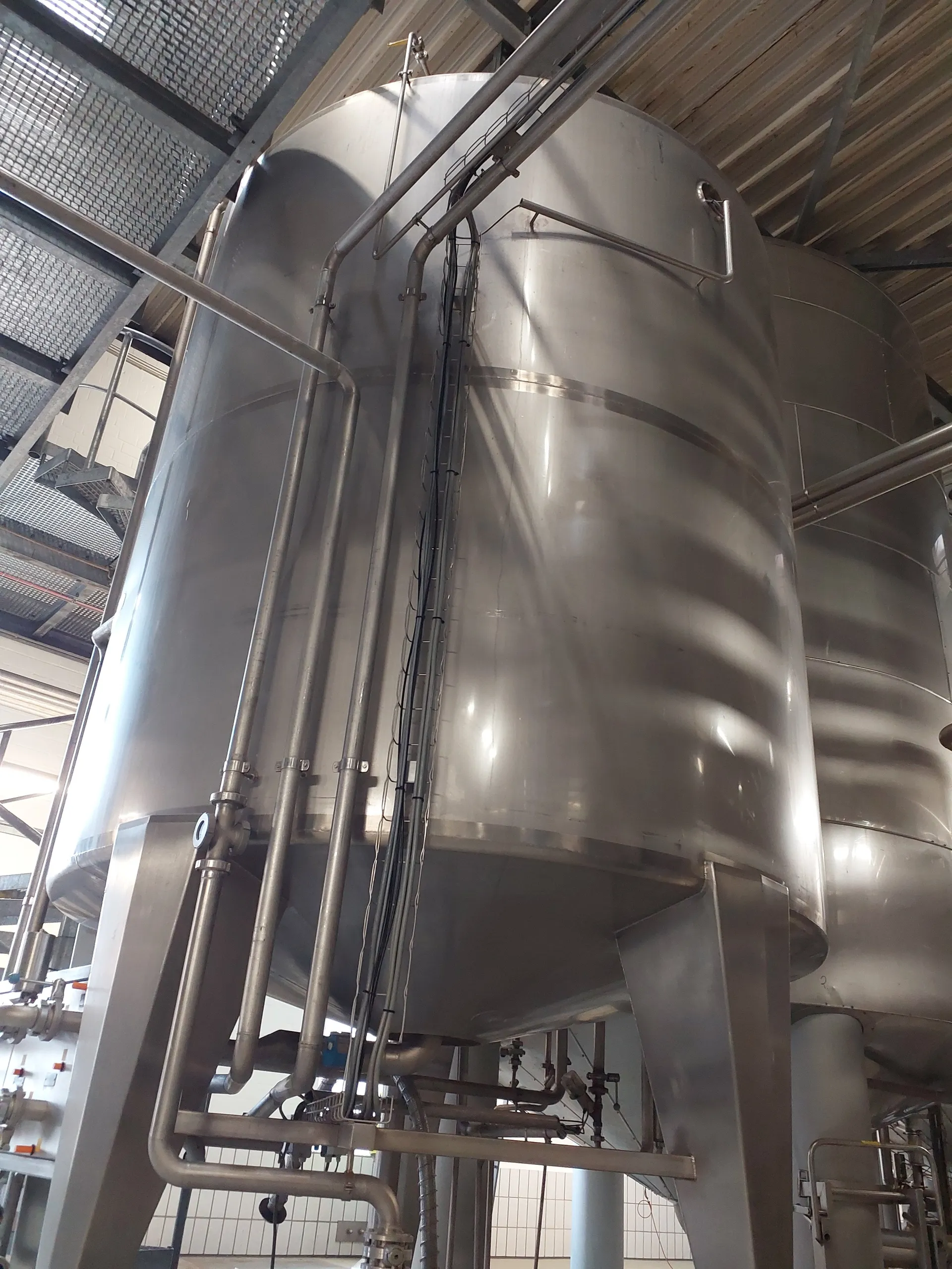 17.000 Liter Lagertank isoliert