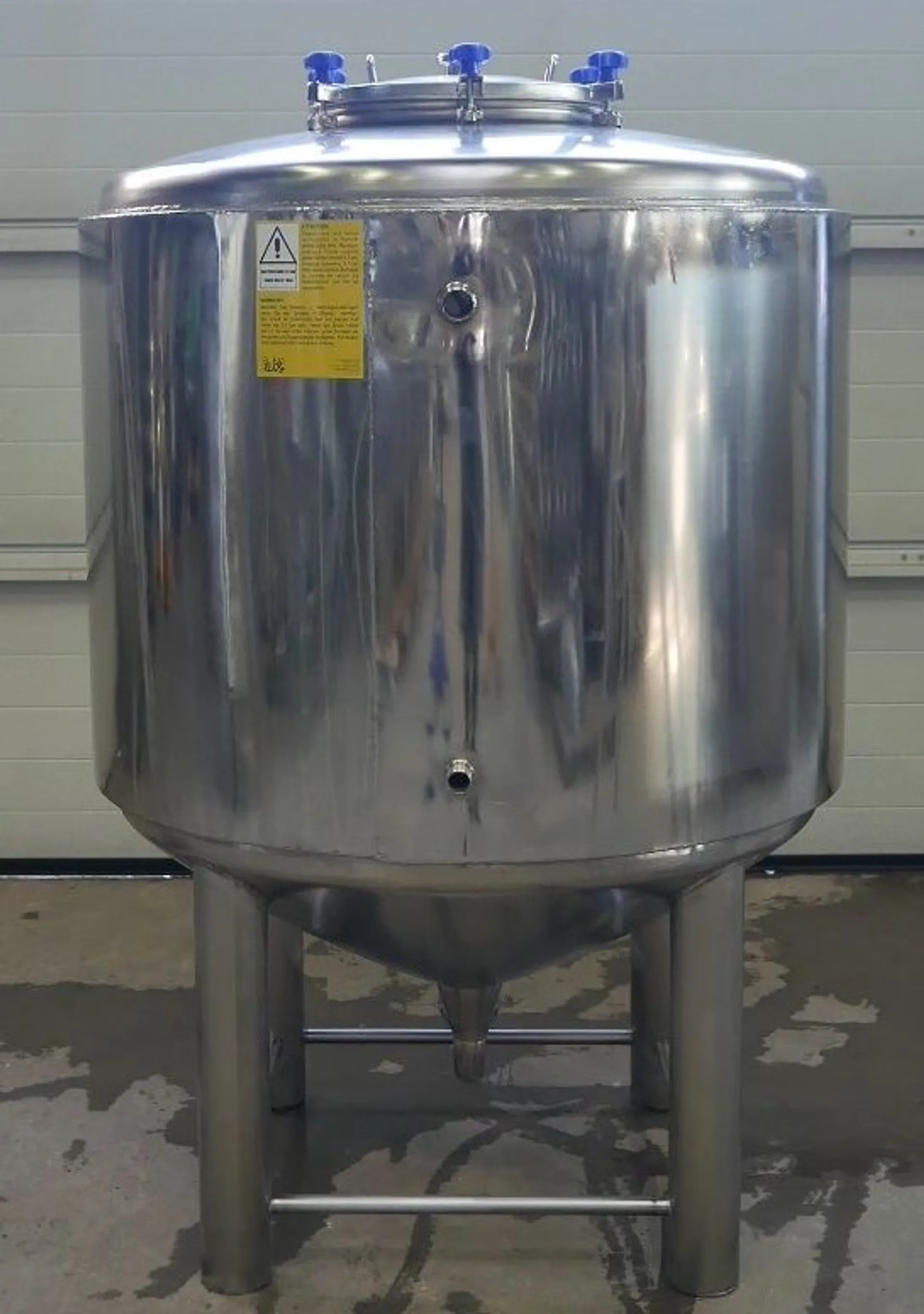 1000 Liter Eurolux Beer Tanks / Fermentation Tanks in AISI 304  with Cooling Jacket with Isolation