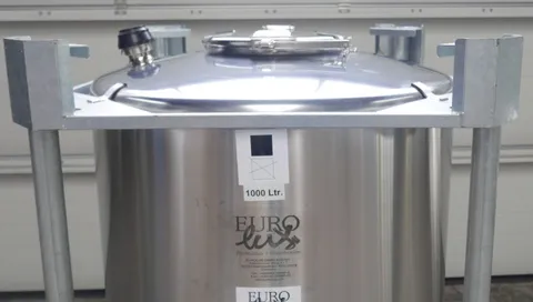 1000 Liter Containertank aus V2A für den Transport von gefährlichen Waren