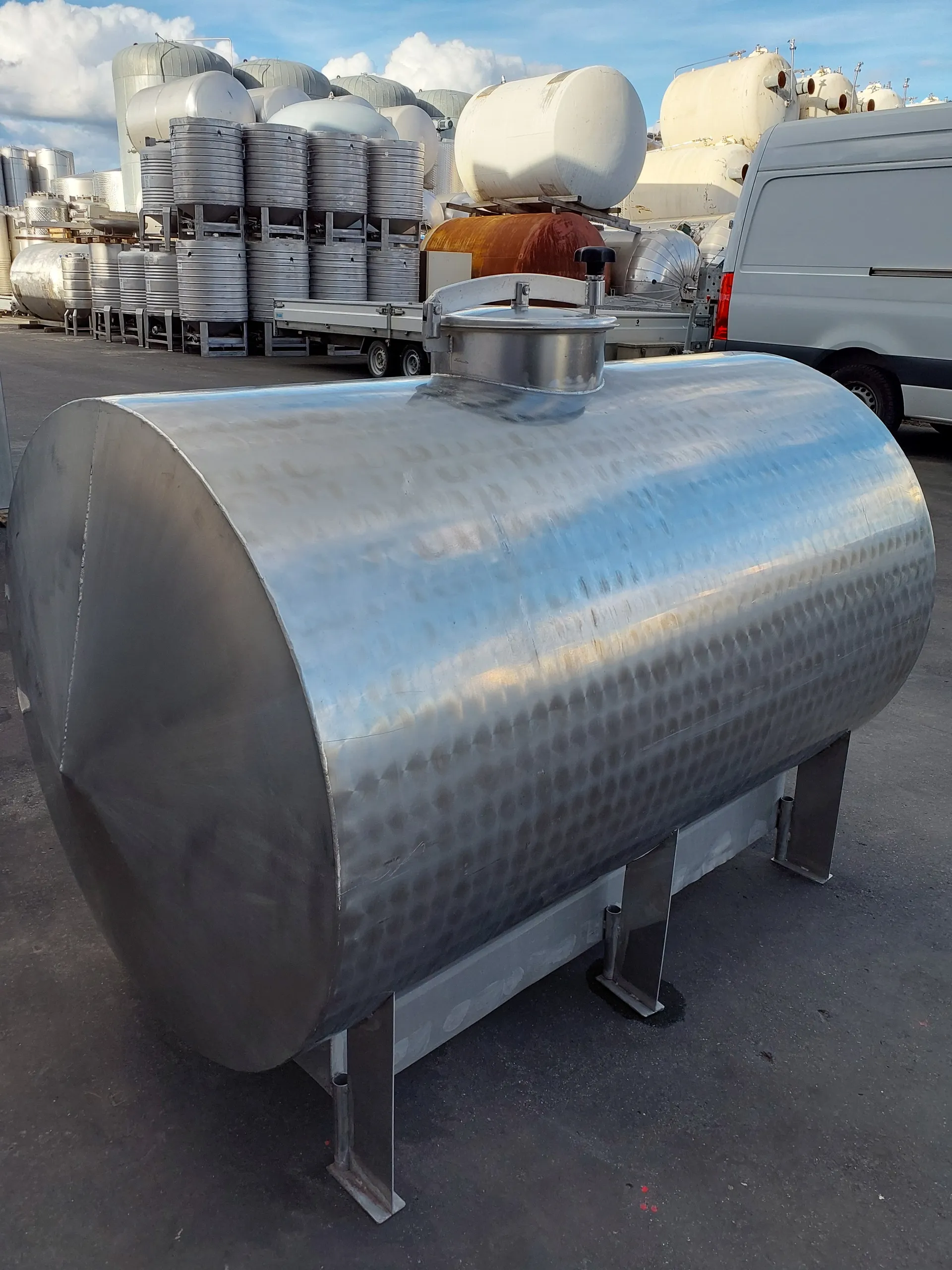 1.140 Liter Lagertank/ Weintank aus V2A