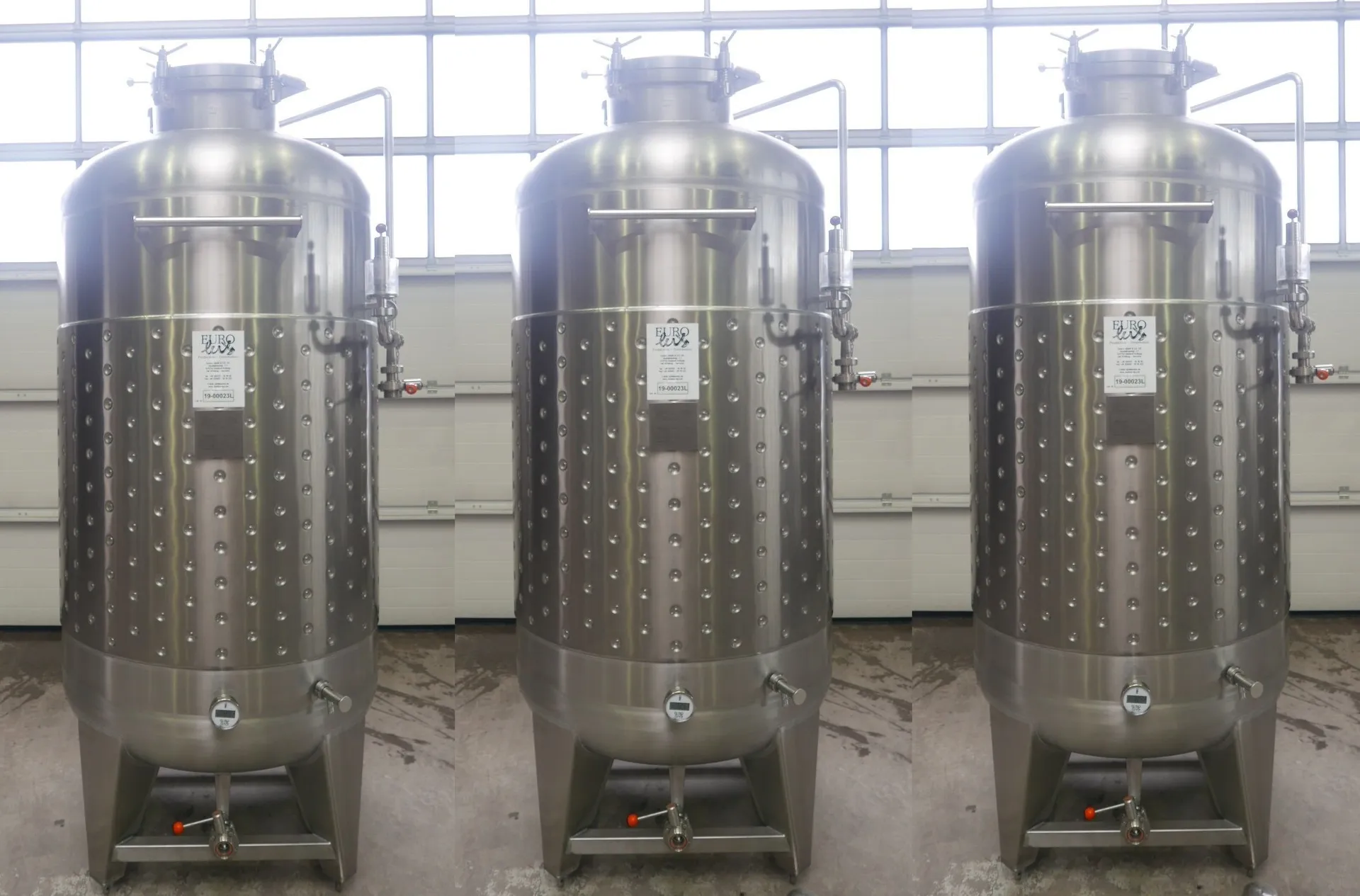 1500 liters Storage Tanks / Pressure Tanks / Beer Tanks in V2A with cooling jacket