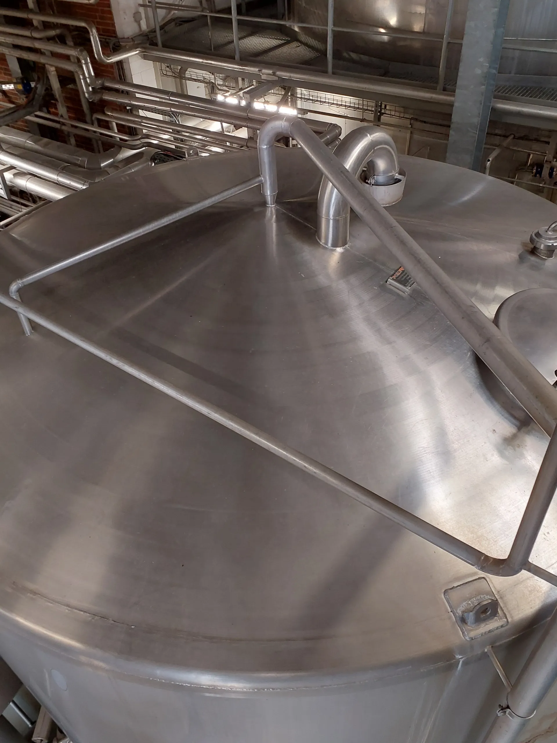 17.000 Liter Lagertank isoliert