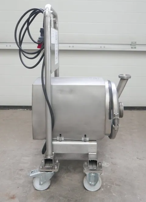 Centrifugal pump  Capacity: 128m3/h