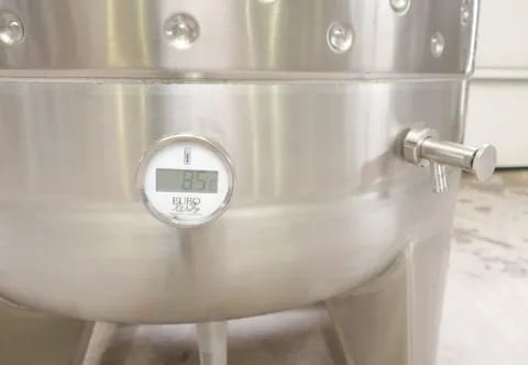 1500 liters Storage Tanks / Pressure Tanks / Beer Tanks in V2A with cooling jacket