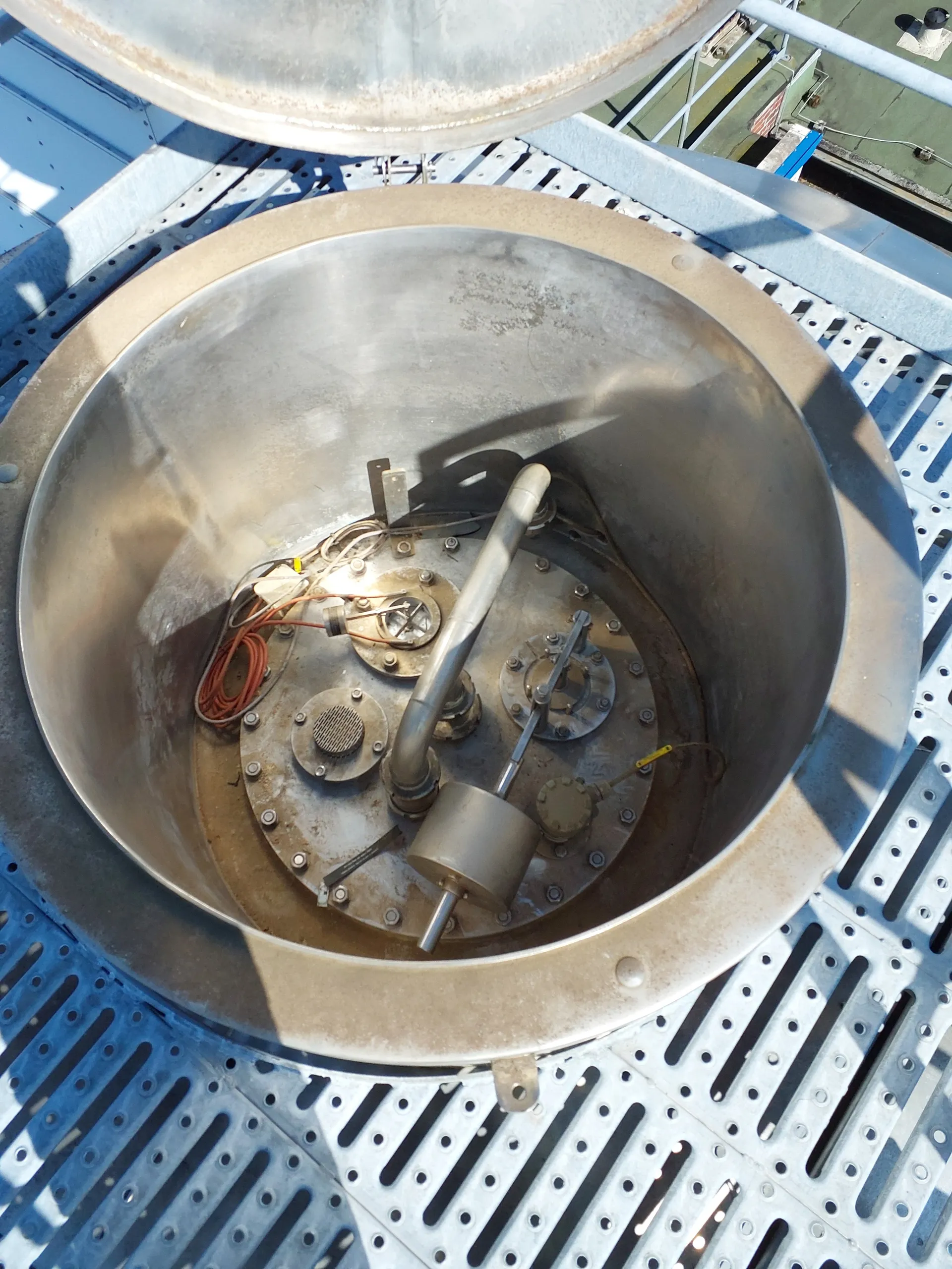 120.000 Liter Gresser 3 bar Drucktank isoliert