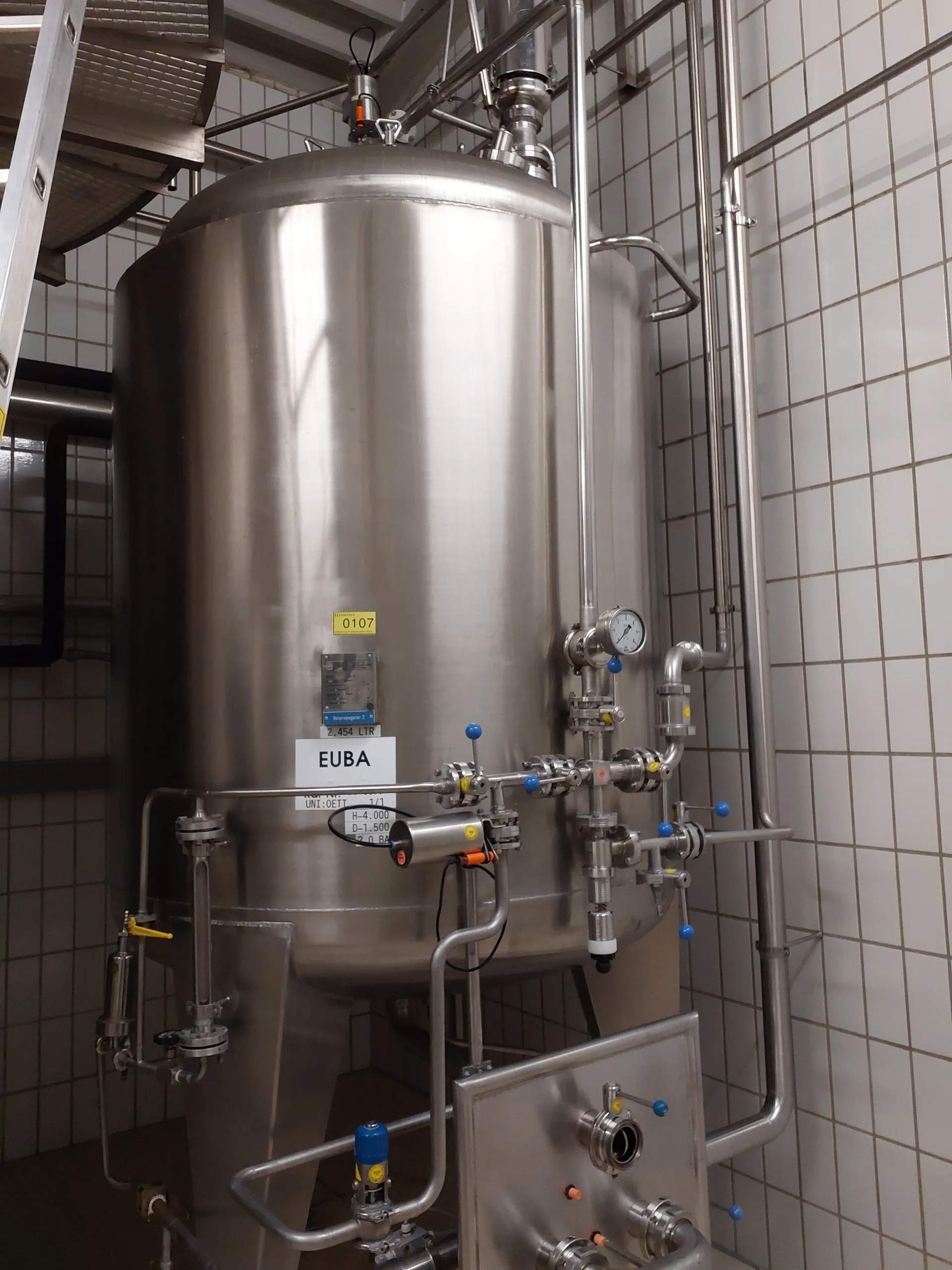 2.454 Liter 2 bar Drucktank Vorpropagator 2 isoliert