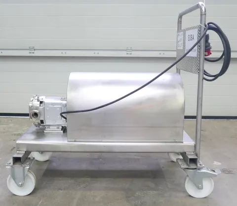 Centrifugal pump  Capacity: 2,1 m3/h 