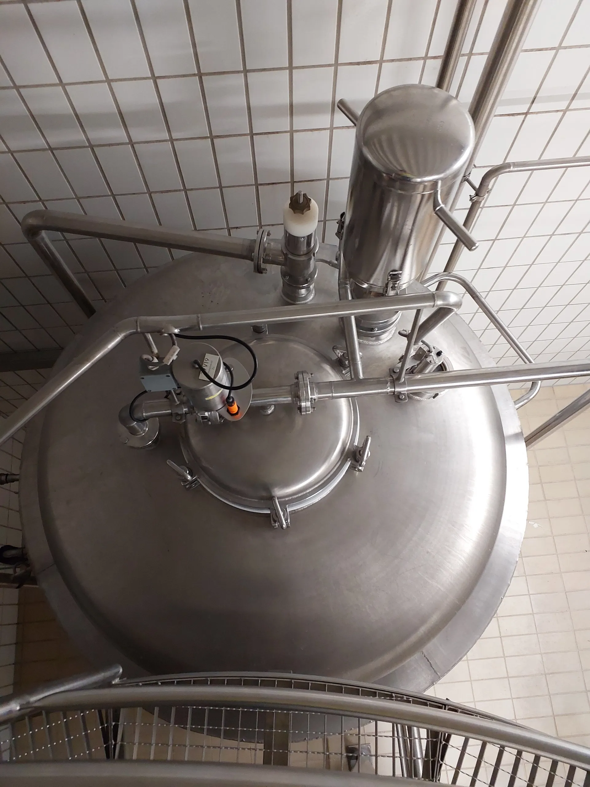 2.454 Liter 2 bar Drucktank Vorpropagator 2 isoliert