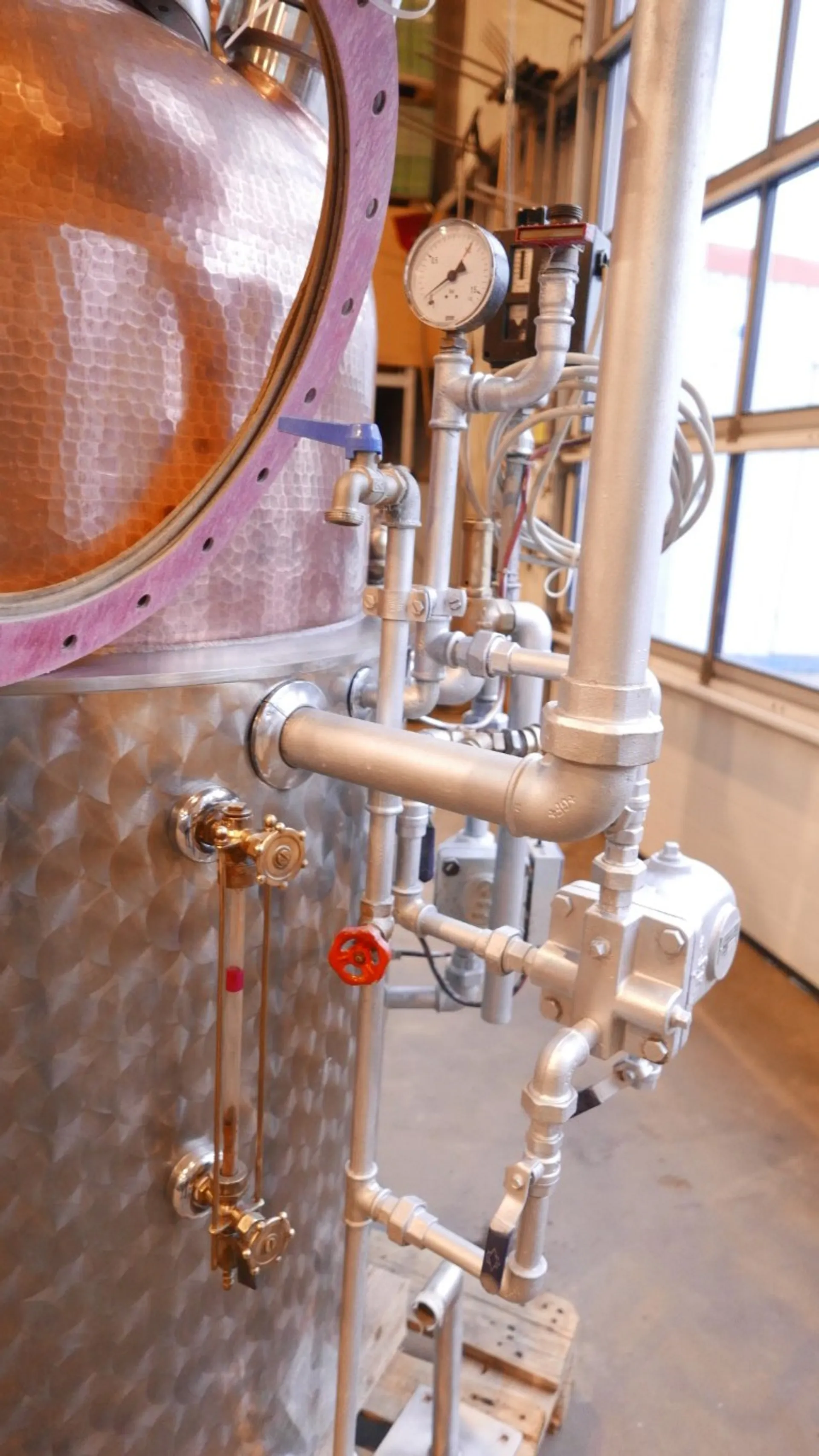 240 Liter Brennkolonne mit Brennkammer und Rührwerk