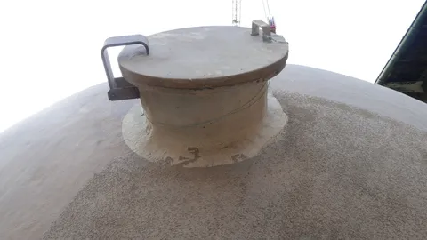 65.000 Liter Flachboden Lagertank GFK, rund/stehend