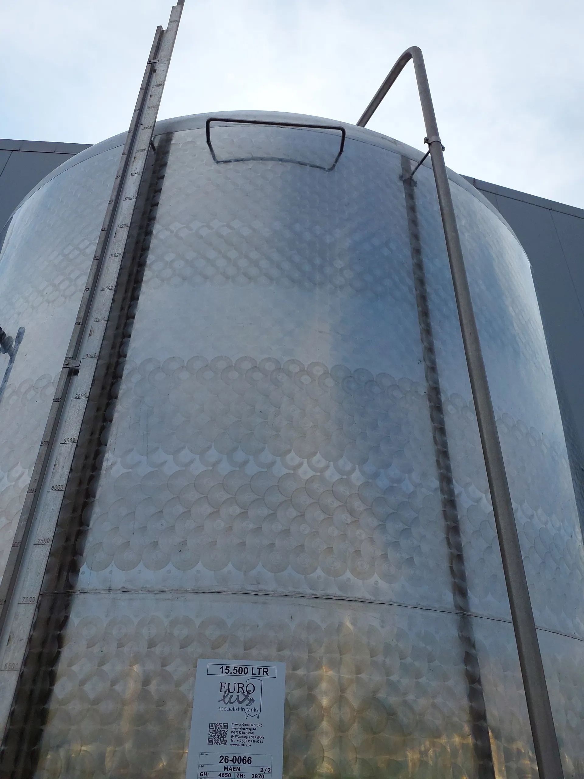 15.500 Liter Möschle Weintank, Lagertank mit Kühlmantel isoliert mit Rührwerk