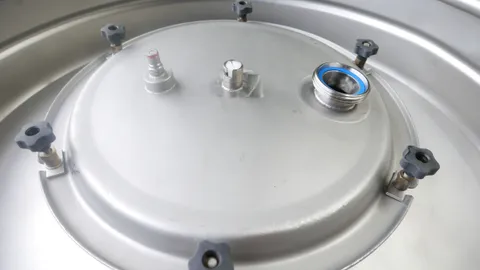 Lagertank/Biertank/Drucktank  Inhalt 1.000 Liter mit Kronenring aus V2A rund