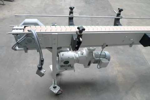 Förderband 830 cm lang 
