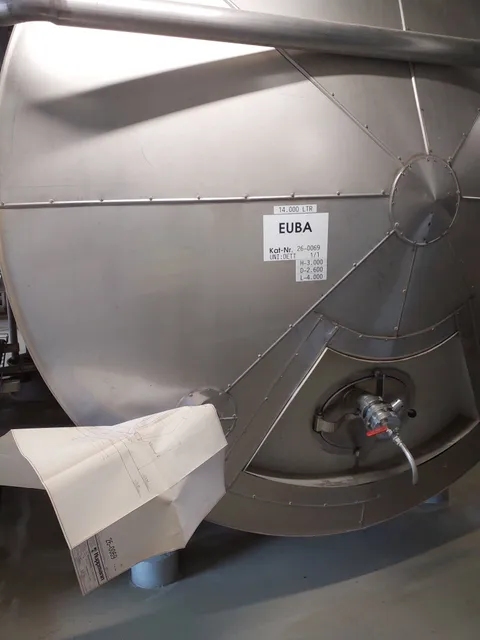 14.000 Liter Glattwassertank isoliert
