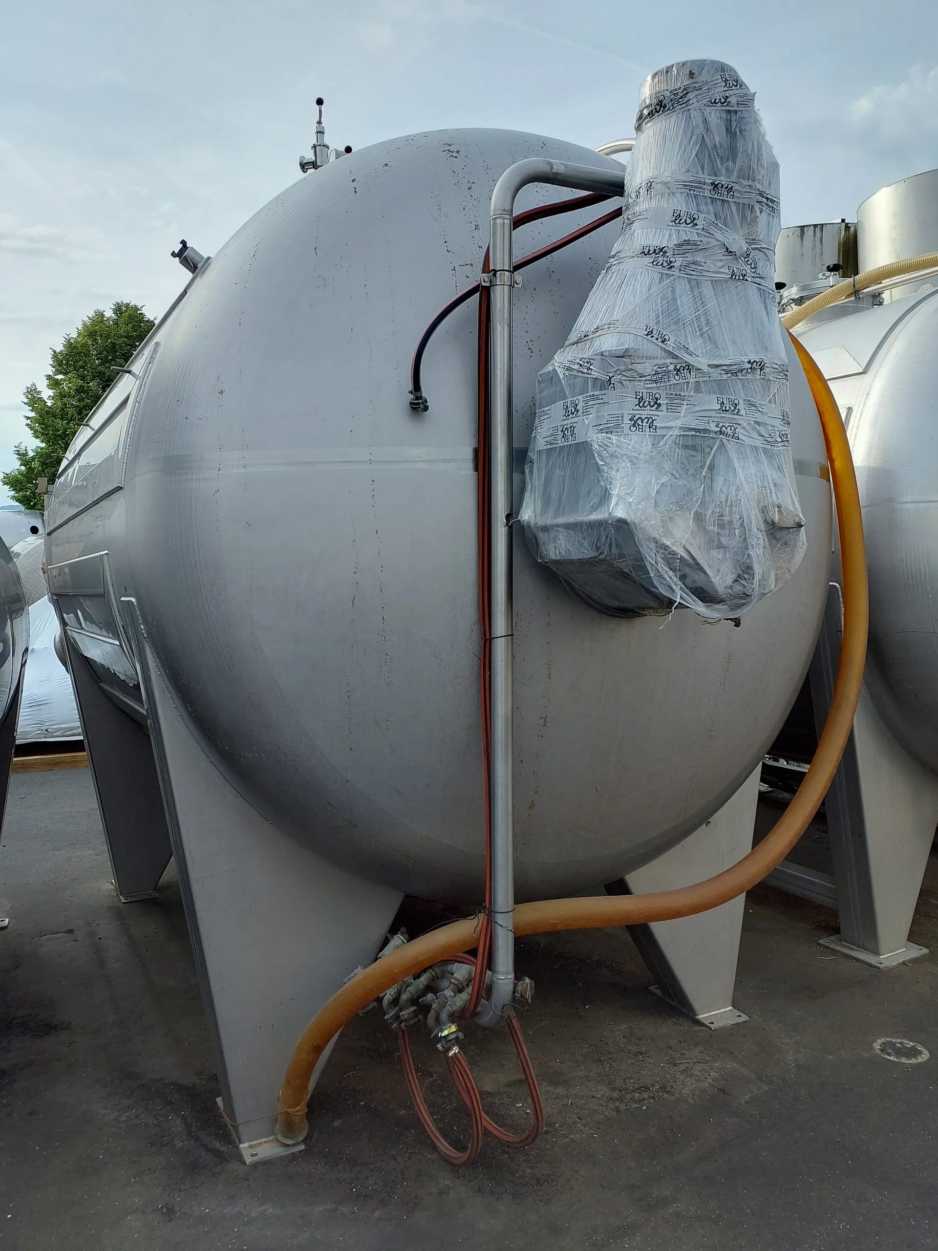 12.500 Liter Maischebehälter mit Kühlschlangen