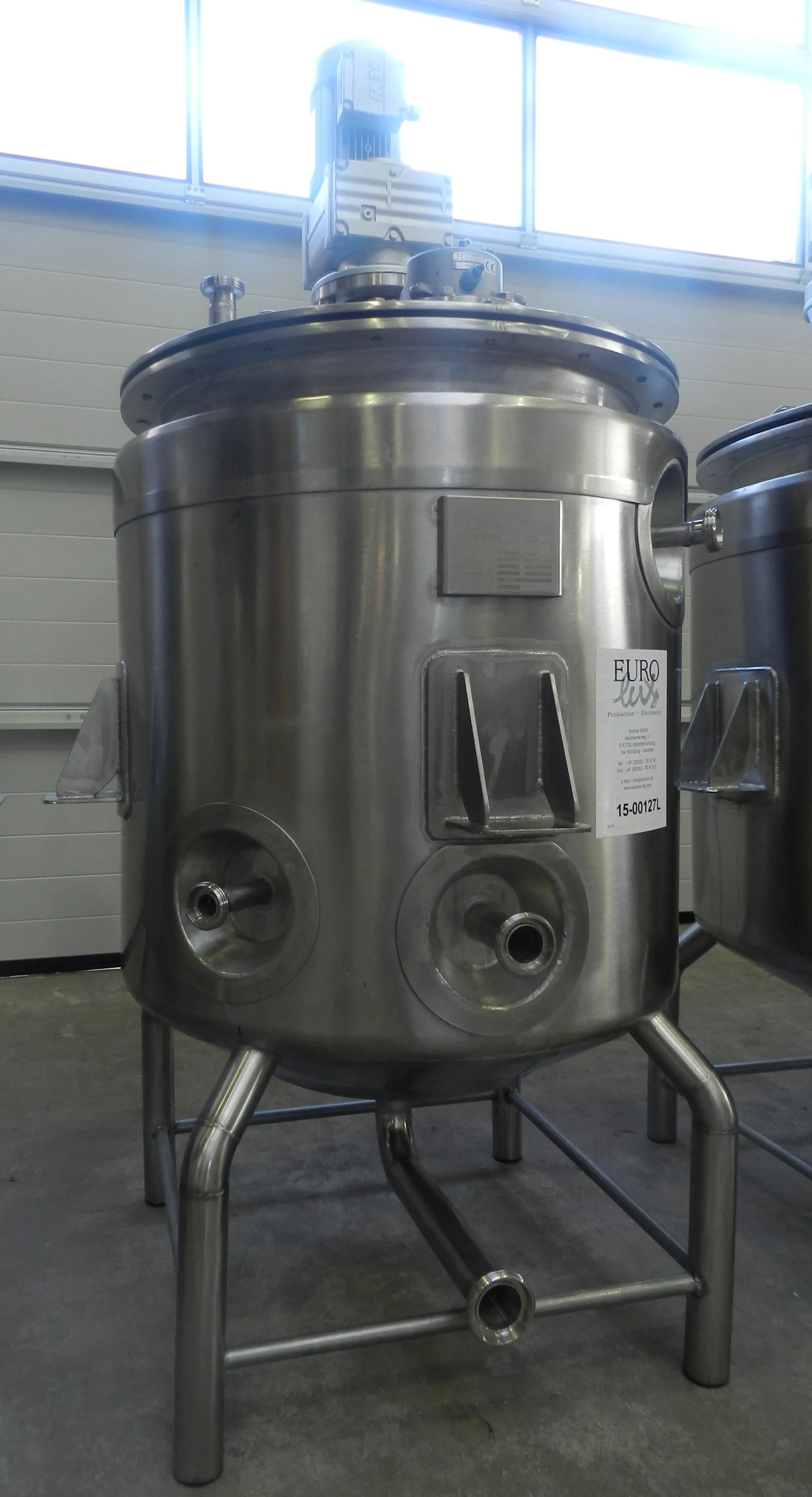 Mischtanks mit Isolierung / Drucktanks 250 Liter aus V2A 