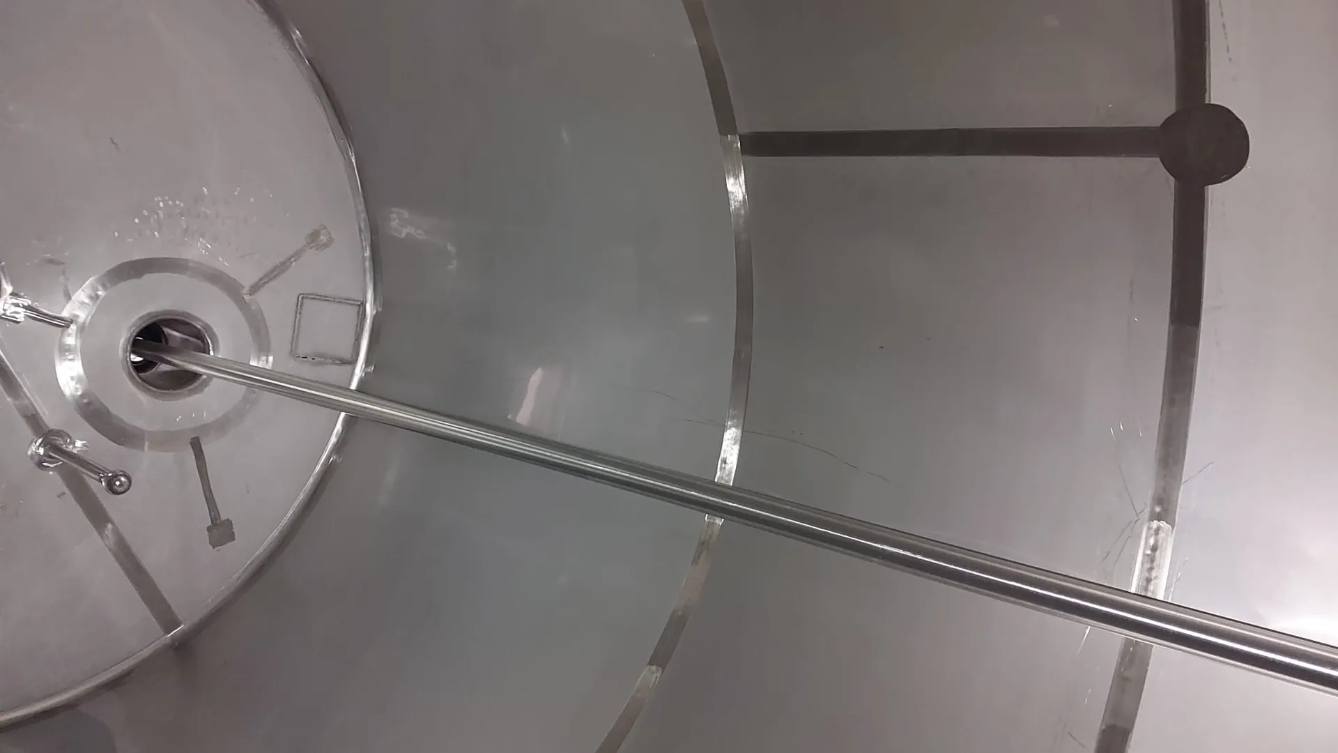 15.000 Liter Lagertank Uni Hoch