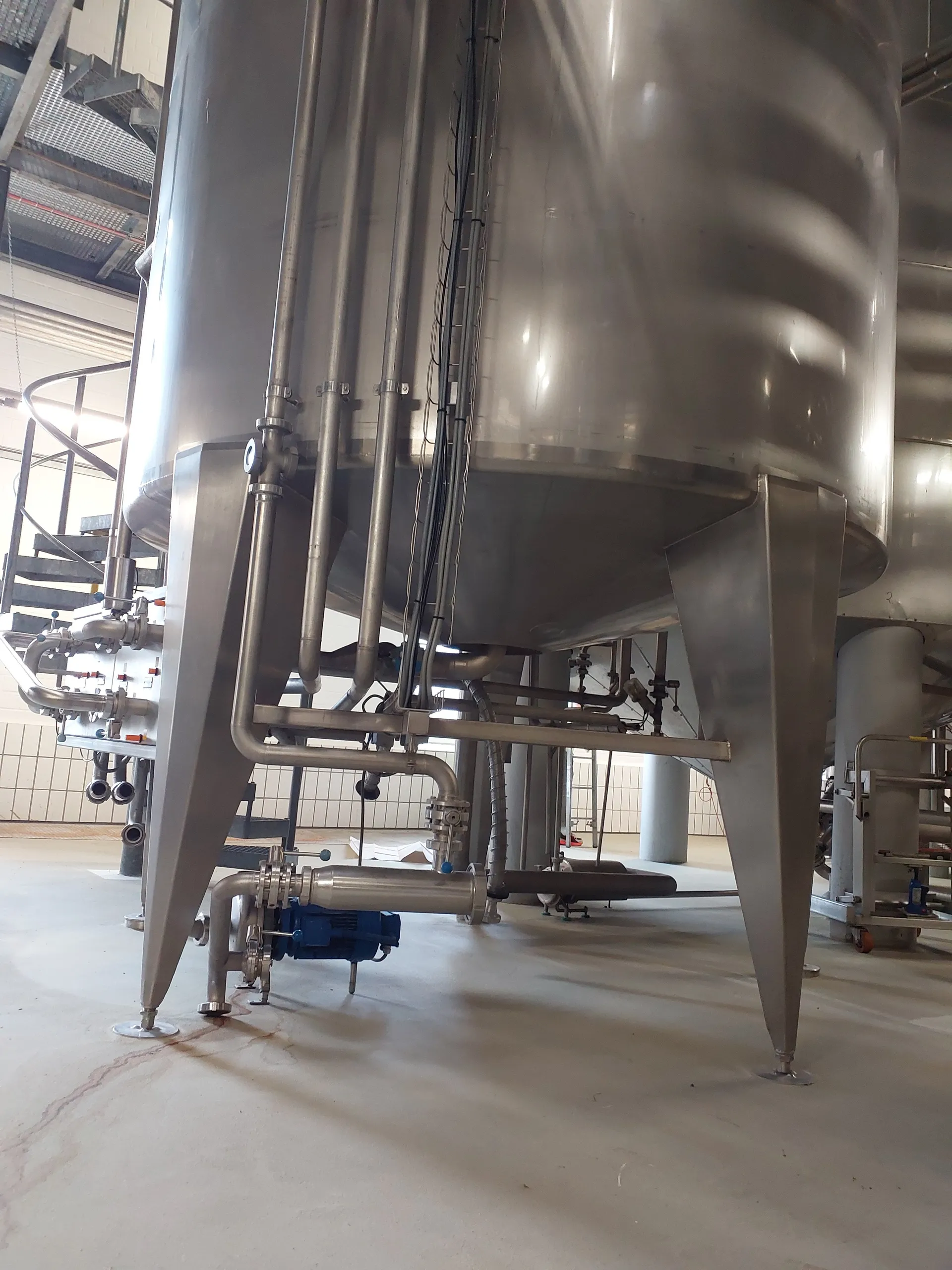 17.000 Liter Lagertank isoliert