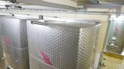 5.580 liter liter storage tank, wine tank cubic with flat bottom with 3% sloping, corners and edges  rounded
