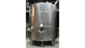 Milchtank 12.000 Liter aus V2A mit Rührwerk