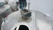 800 Liter Lagertank mit Rührwerk