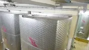 4.140 Liter Lagertank, Weintank kubisch mit Flachboden mit 3% Schräge, Ecken und Kanten schön gerundet 