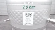 500 Liter Sektdrucktank / Lagertank / Drucktank mit Kühlmantel +7,0 bar, rund, stehend aus AISI 304
