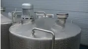  Flachkonustank 10.000 Liter aus V2A mit Rührwerk oben 