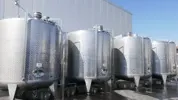 18.000 Liter Lagertank, stehend aus V2A