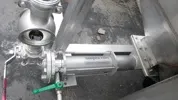 Exzenterschneckenpumpe SEEPEX mit Zuführschnecke  und Rotor/Stator