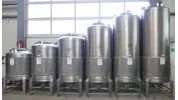 1200 Litres Storage Tank / Beer Tank/ Pressure Tank with cooling jacket  in AISI 304 
