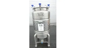 200 Litres Storage tank/beer tank with cooling jacket, round, in V2A