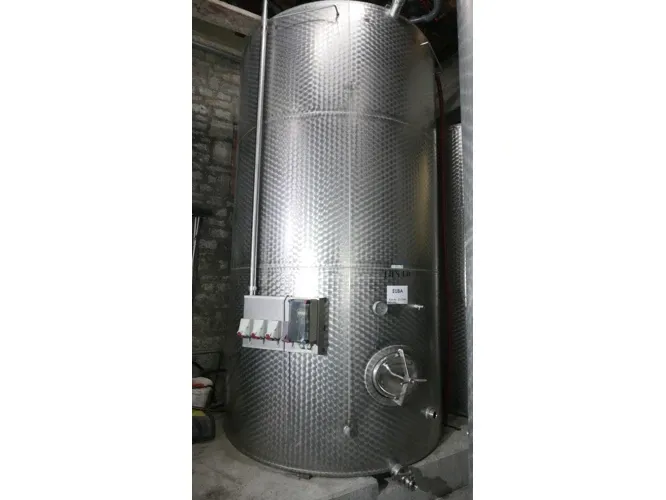 13.840 Liter Weintank/Lagertank mit Flachboden mit 3 % Schräge, V2A