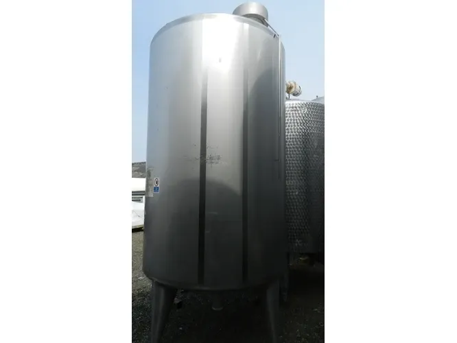 Lagertank 6.000 Liter aus V2A isoliert