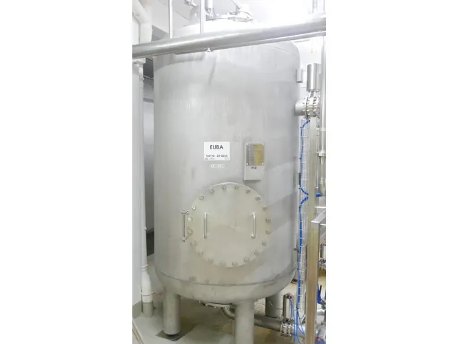 3.500 Liter Lagertank/ Drucktank/ Wasserdrucktank 6 bar stehend rund aus V2A 