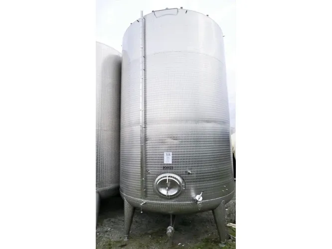 30.000 Liter Lagertank, Weintank, rund, stehend aus V2A