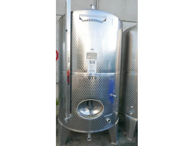 3.100 Liter Lagertank, Weintank mit Kühlplatte, rund, stehend aus V2A