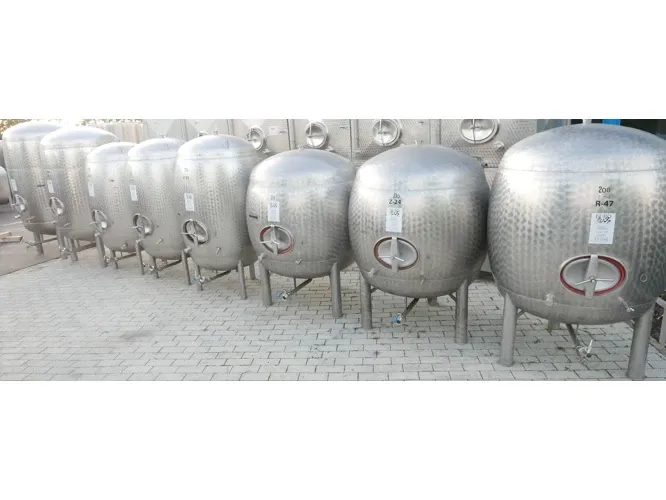 1.500 litres Egg shape tank / Storage tank in V2A marbelled/ round / vertical